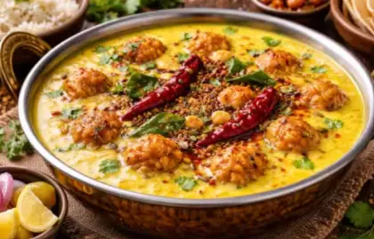 Punjabi Kadi Pakoda